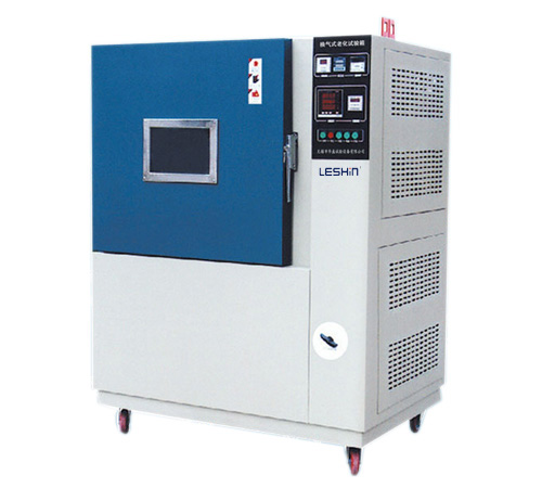 自然通風(fēng)老化試驗機(jī)